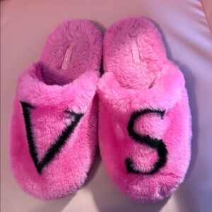 VS - Victoria’s Secret Hot Pink Fuzzy Slide Slippers